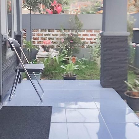 TRIYOGA Homestay Syariah RedPartner Sangkanurip Luaran gambar